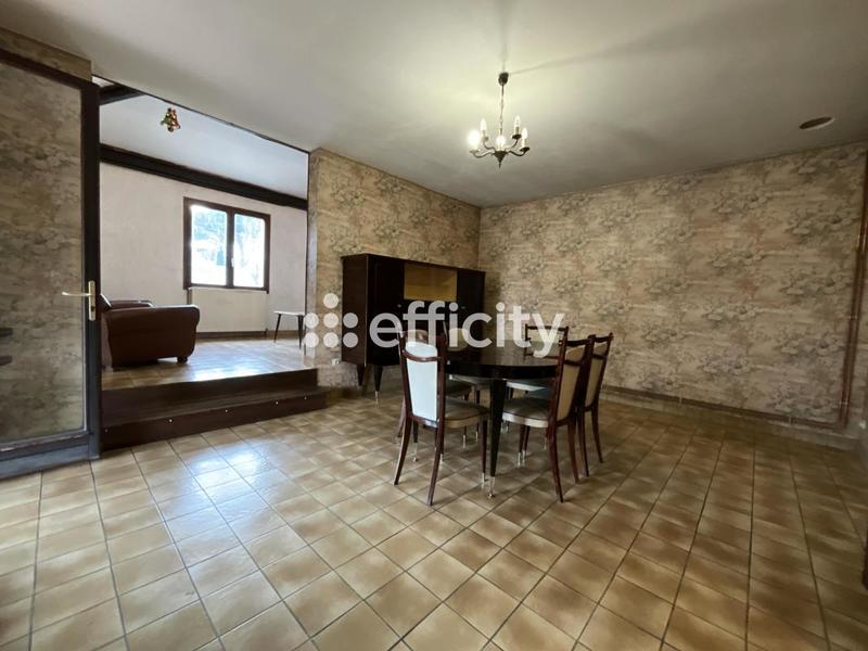 Maison - 108 m² - 5 pièces