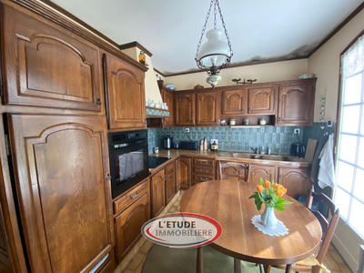 Maison - 197 m² - 8 pièces