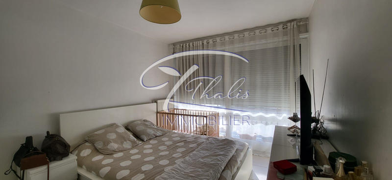 Appartement - 99 m² - 4 pièces