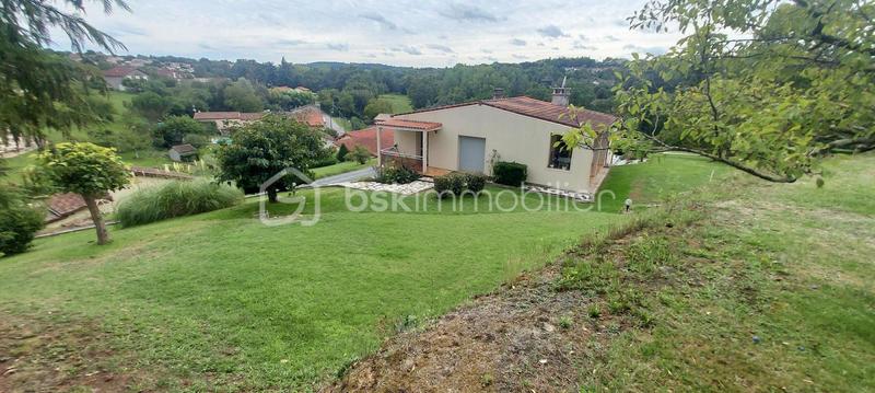 Maison de ville - 111 m² - 7 pièces