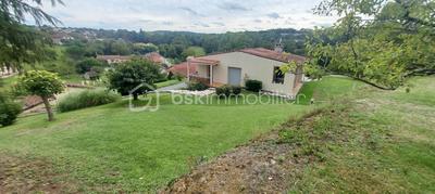 Maison de ville - 111 m² - 7 pièces