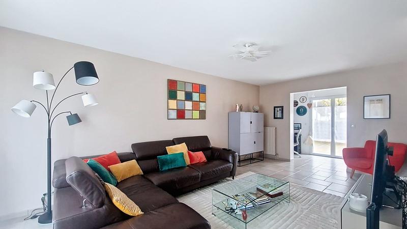 Maison traditionnelle - 121 m² - 6 pièces