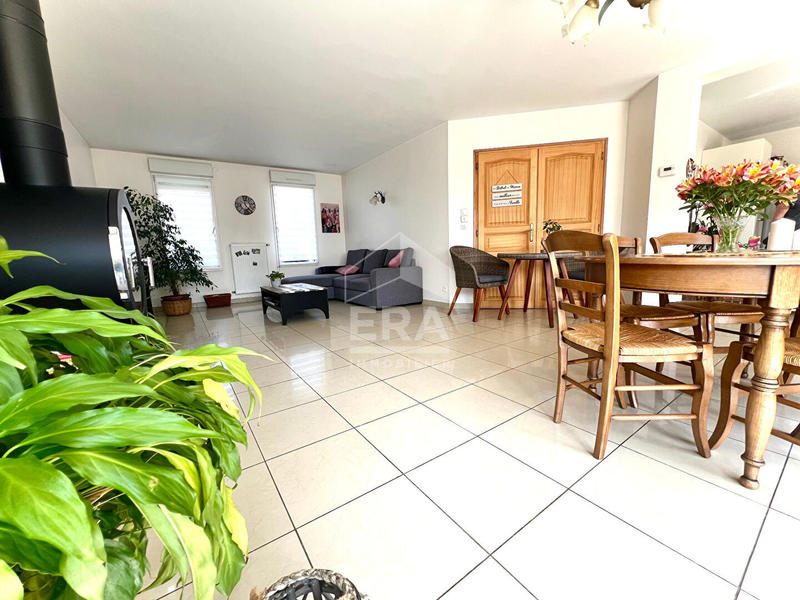 Maison - 144 m² - 6 pièces