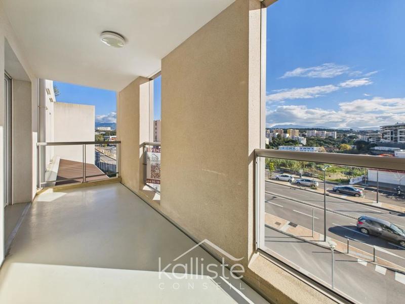 Studio - 29 m² - 1 pièce