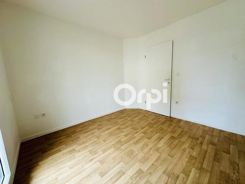 Appartement - 98 m² - 5 pièces