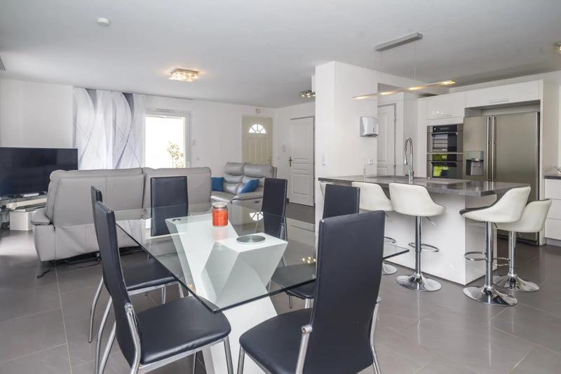 Maison - 110 m² - 5 pièces