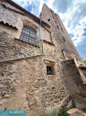 Maison - 213 m² - 9 pièces