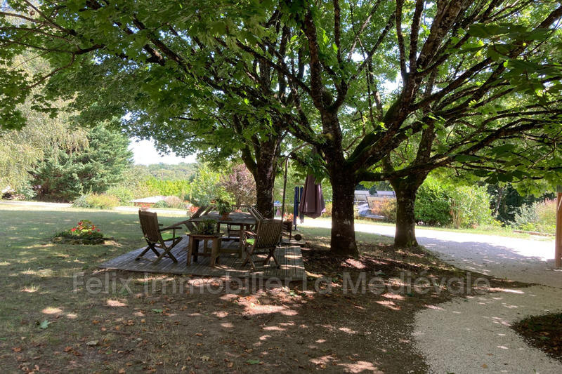 Maison - 170 m² - 6 pièces