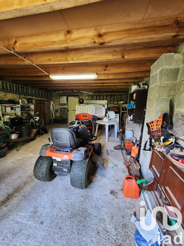 Maison - 220 m² - 5 pièces