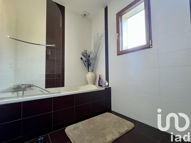 Maison - 296 m² - 8 pièces