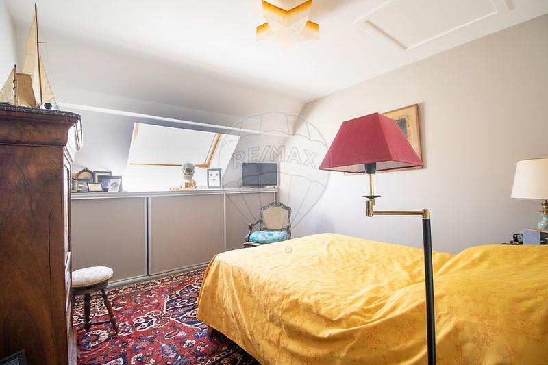 Appartement - 90 m² - 3 pièces