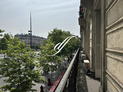 Local commercial - 178 m² - 9 pièces