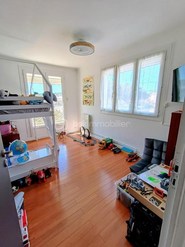 Pavillon - 183 m² - 7 pièces