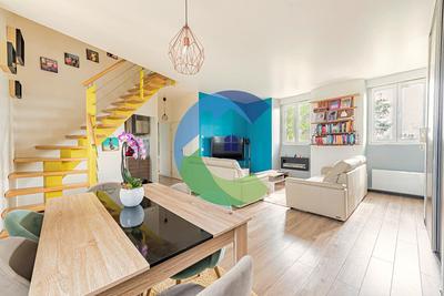 Appartement - 79 m² - 4 pièces