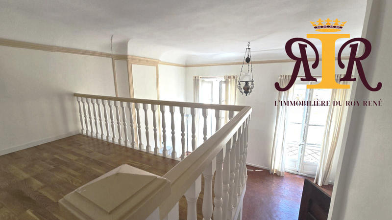 Appartement - 91 m² - 3 pièces