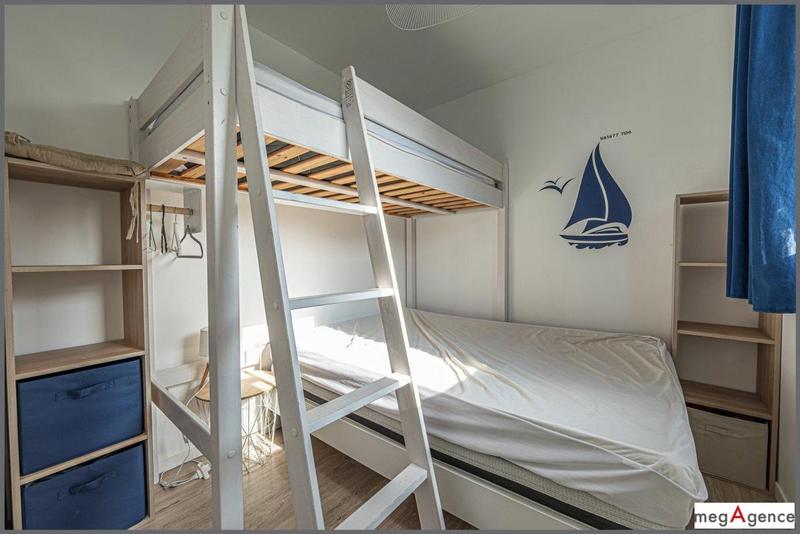 Maison - 161 m² - 9 pièces