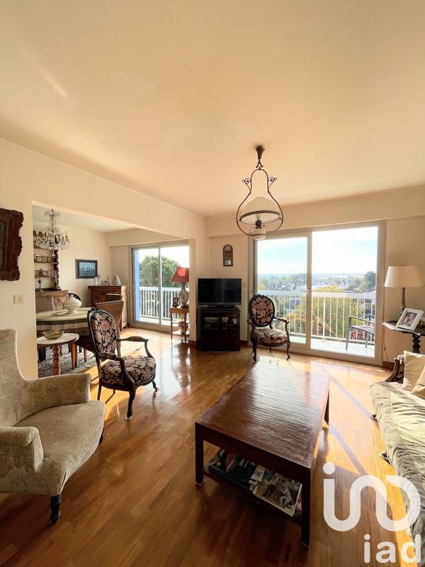 Appartement - 96 m² - 6 pièces