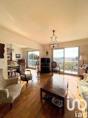 Appartement - 96 m² - 6 pièces