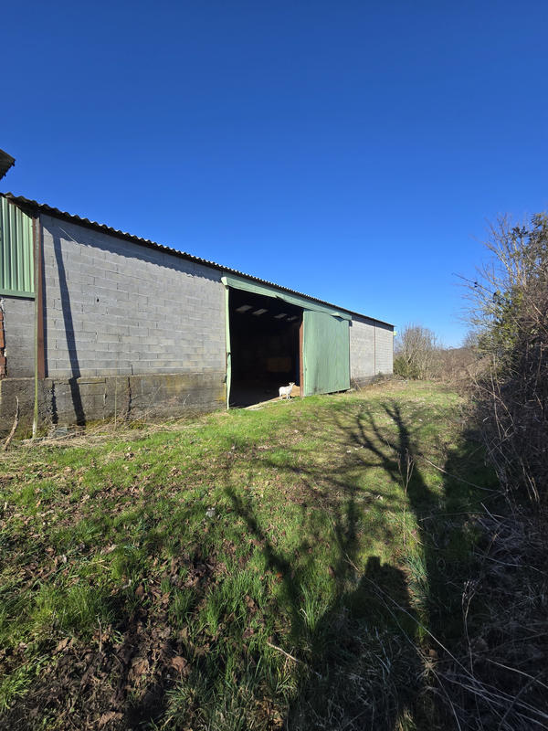 Maison - 185 m² - 8 pièces