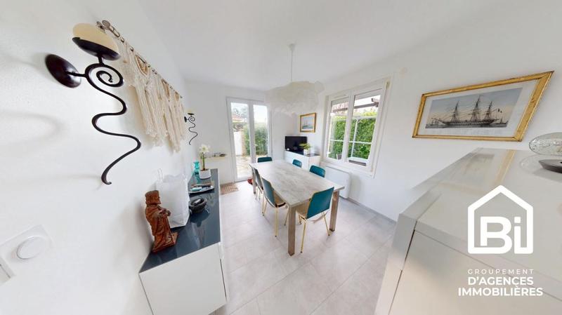 Maison - 125 m² - 7 pièces