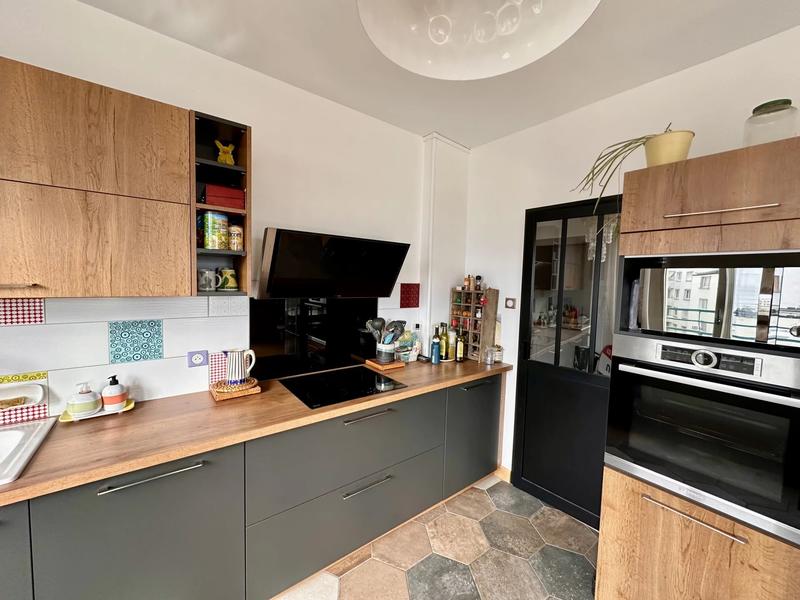 Appartement - 110 m² - 5 pièces