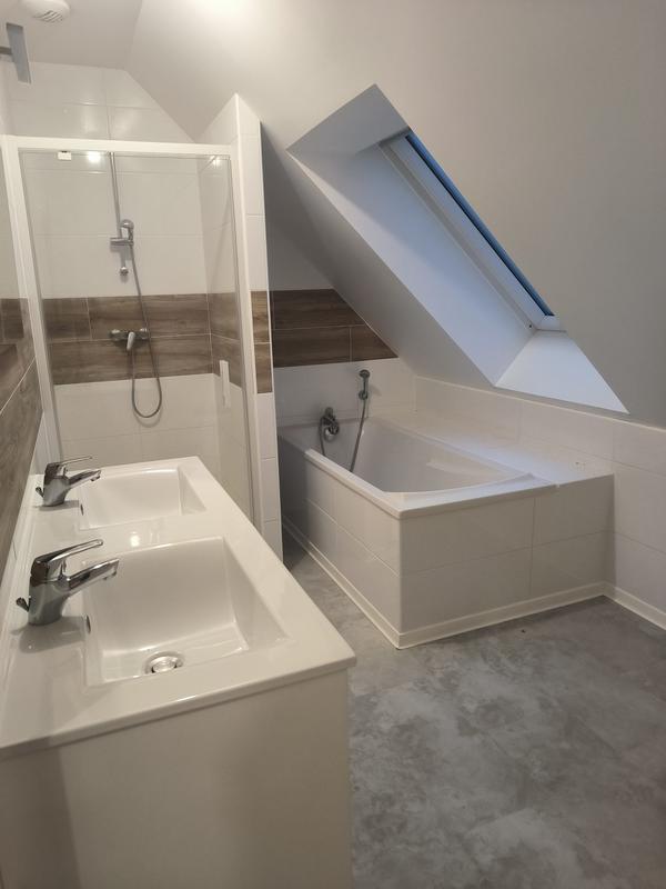 Maison traditionnelle - 110 m² - 2 pièces