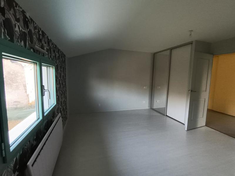 Maison - 195 m² - 5 pièces