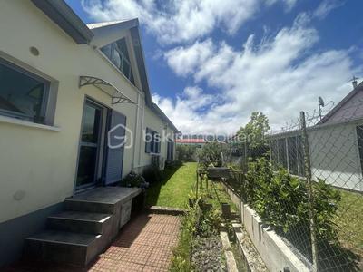 Maison - 210 m² - 5 pièces