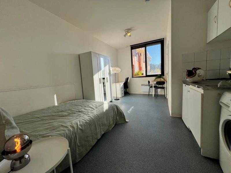 Studio - 17 m² - 1 pièce
