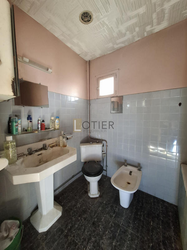 Maison de village - 94 m² - 4 pièces