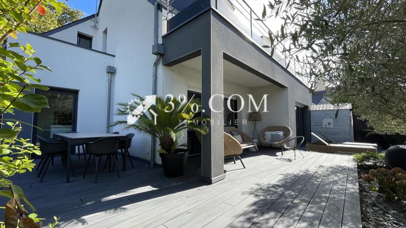 Maison - 146 m² - 5 pièces