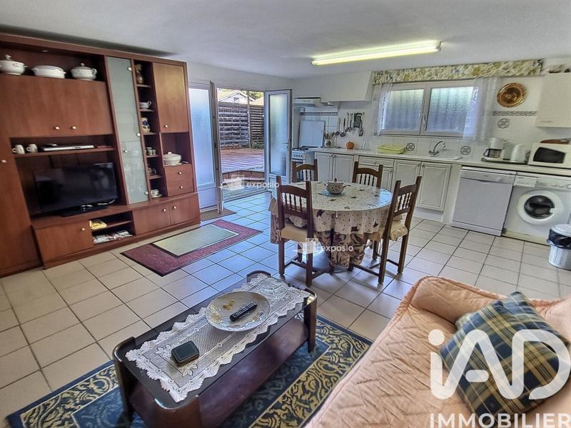 Maison - 385 m² - 11 pièces