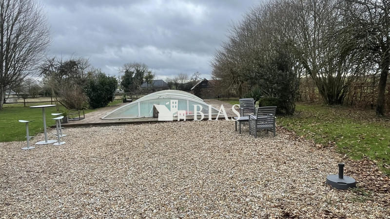 Maison ancienne - 260 m² - 11 pièces