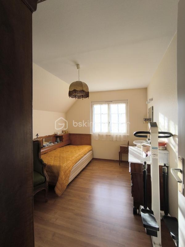 Maison traditionnelle - 110 m² - 5 pièces