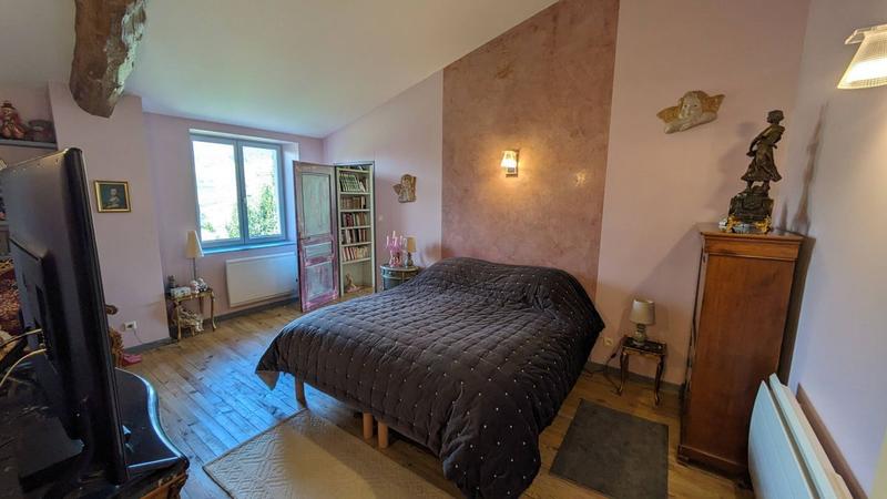 Propriété - 290 m² - 5 pièces