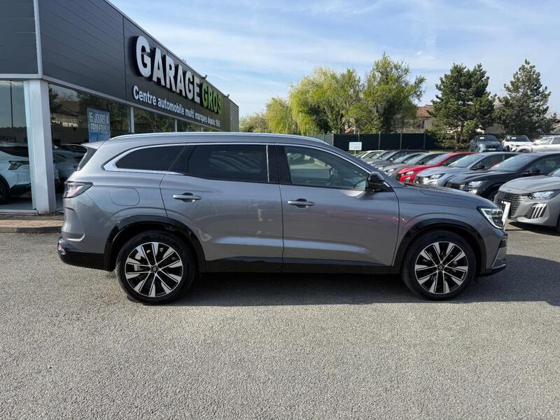 Renault Espace VI E-Tech hybrid 200 Techno