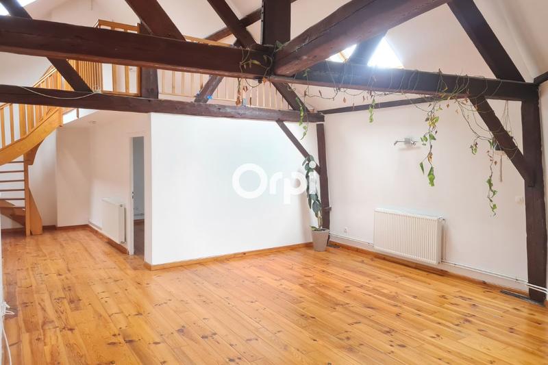 Loft - 98 m² - 3 pièces