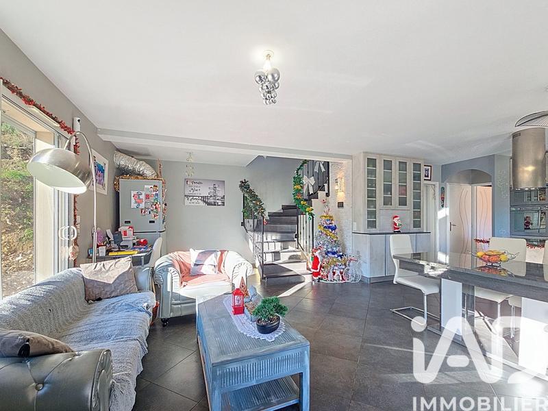 Maison - 126 m² - 6 pièces