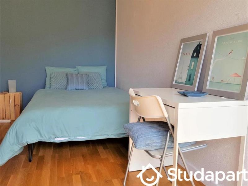 Chambre - 15 m² - 1 pièce