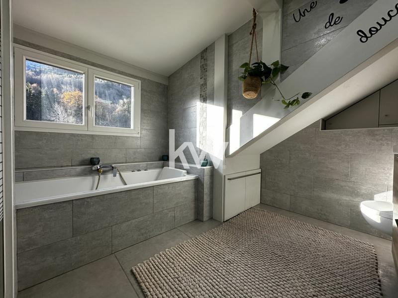 Appartement - 92 m² - 3 pièces