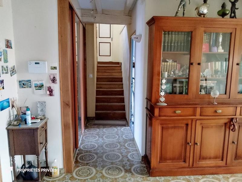 Maison - 180 m² - 7 pièces
