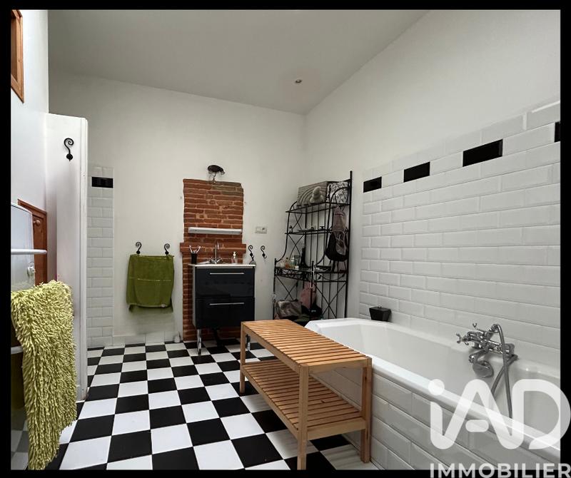 Maison - 196 m² - 5 pièces