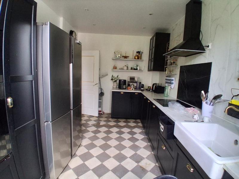 Maison - 91 m² - 6 pièces