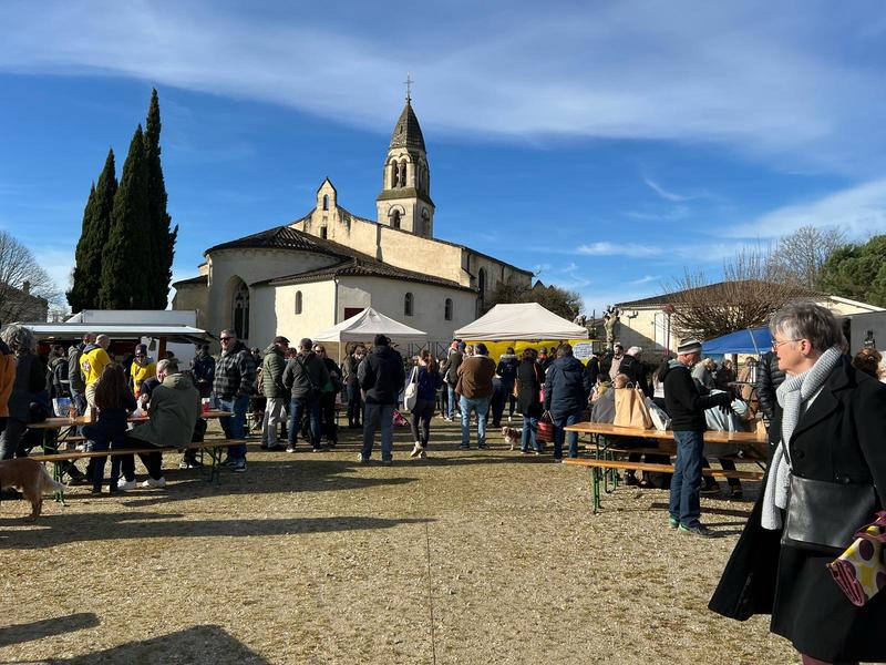 Le marché municipal de Beautiran