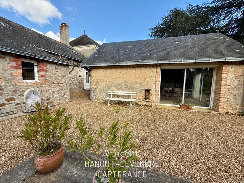 Maison - 200 m² - 11 pièces