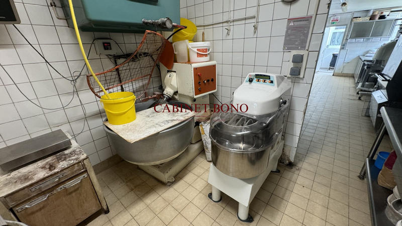 Fonds de commerce - 300 m²