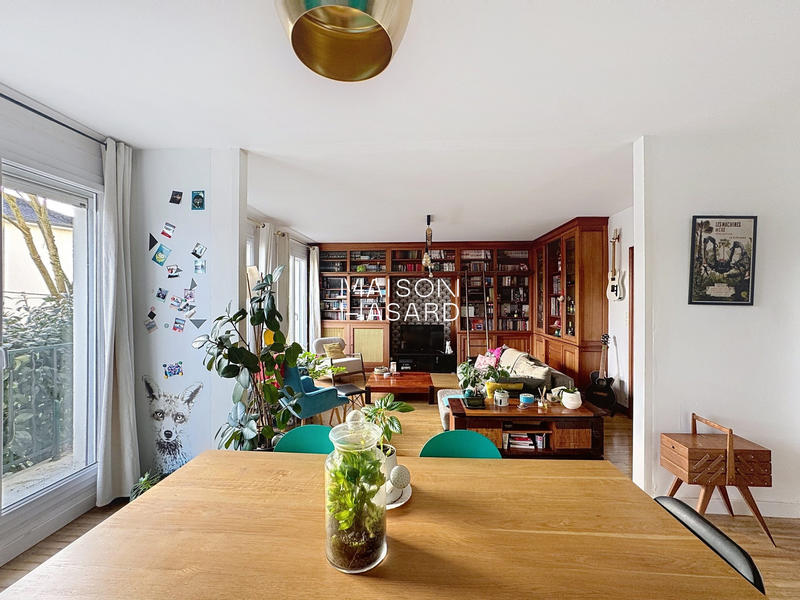 Appartement - 98 m² - 4 pièces