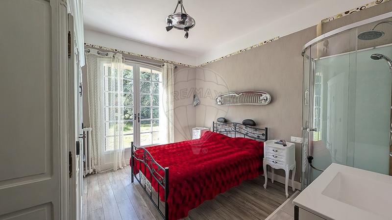 Maison - 190 m² - 7 pièces