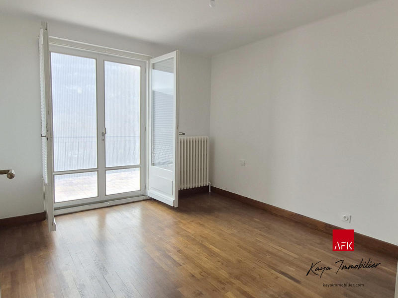 Maison - 125 m² - 8 pièces