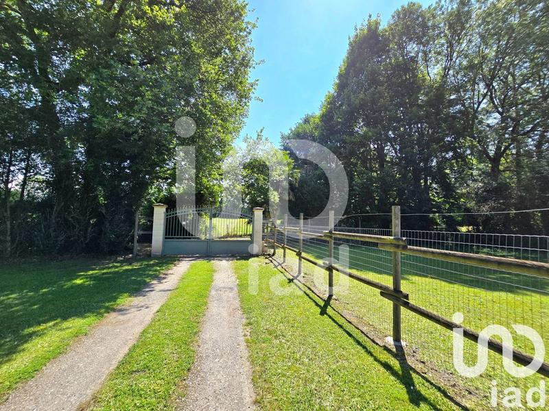 Maison - 14 650 m² - 2 pièces